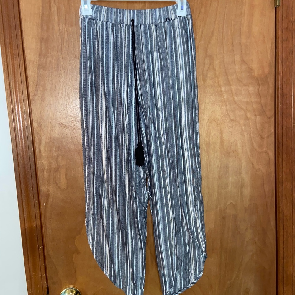 Open leg flowy pants
